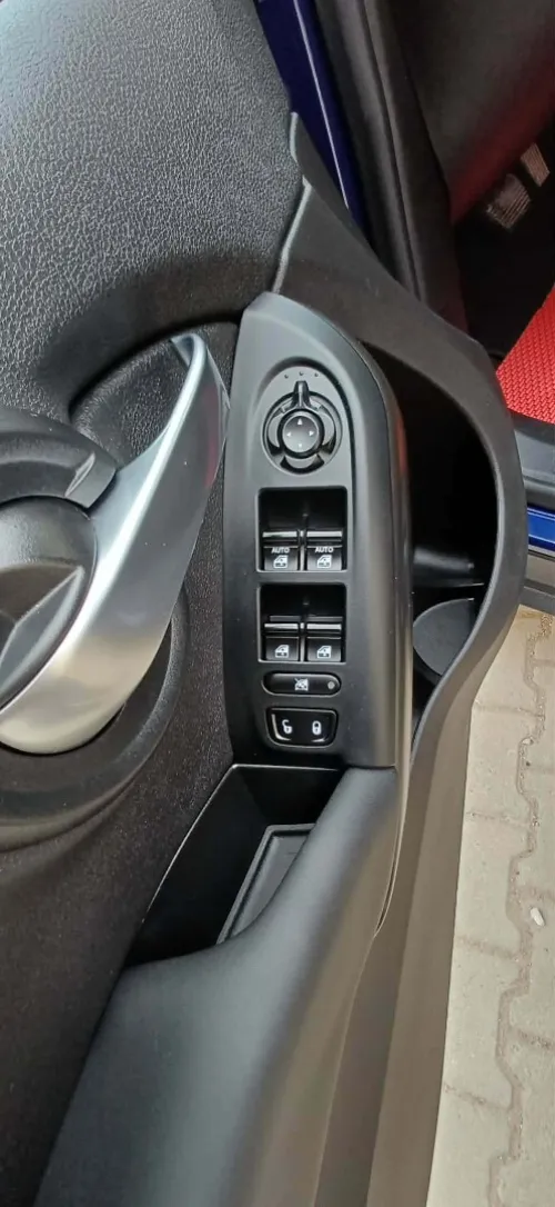 Fiat 500x 2025 Club فرنسية مجمولة
