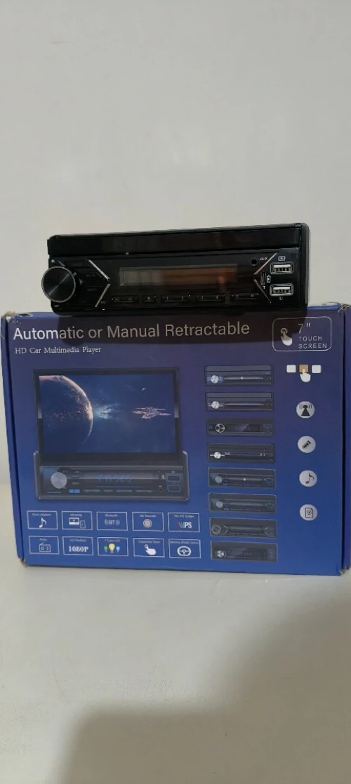 Auto radio rabattable 4/64 avec tout les accessoires