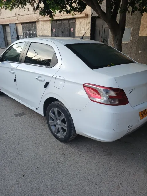 Peugeot 301 2015 pack luxe 