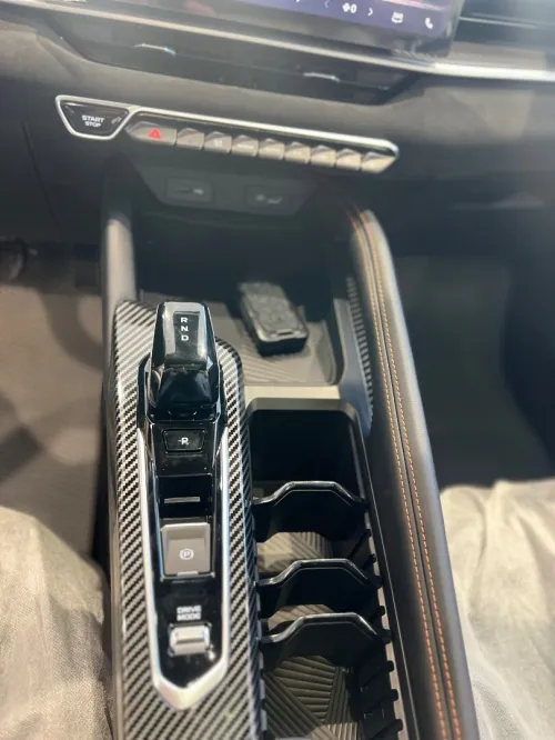 Geely Coolray 2026 battel
