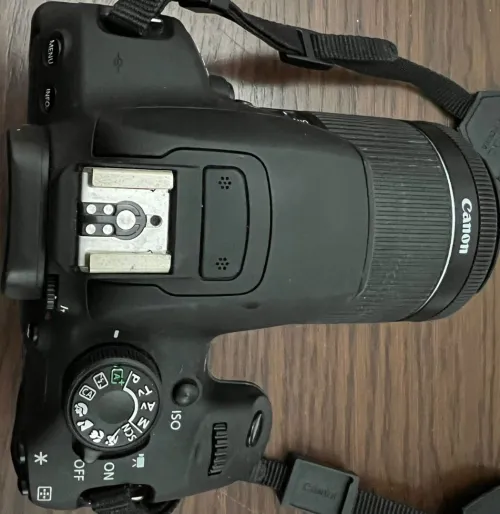 APPAREIL PHOT EOS 700