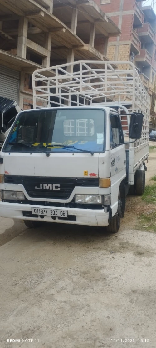 Jmc ensiene Bon etat 2004