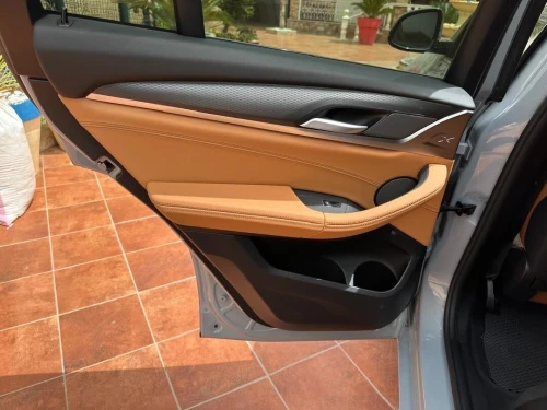 BMW X4 2025 M performance