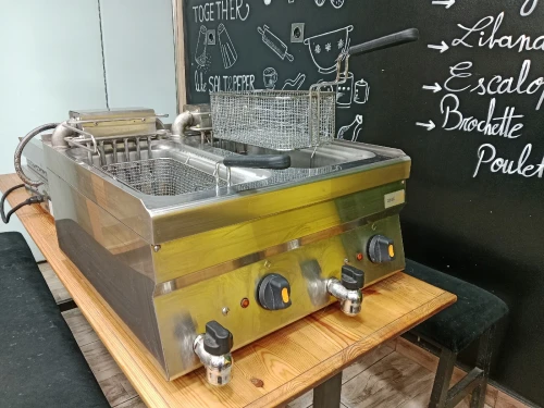 Friteuse Cook max et paninieuse potis 