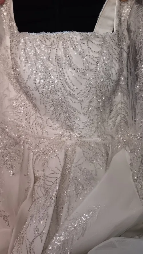 La robe blanche