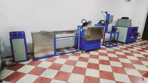 Machine de fabrication de fil électrique et câbles ماكينة تصنيع الاسلاك والكابلات الكهربائية