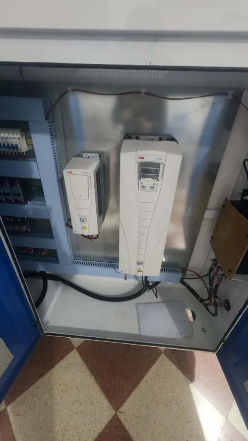 Machine de protection de profilé pvcآلة إنتاج التشكيل الجانبي PVC