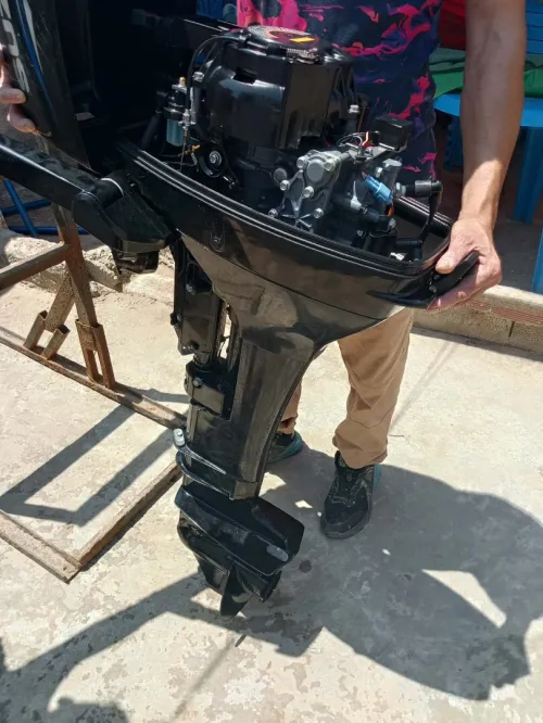 Canota 4.8 moteur 15