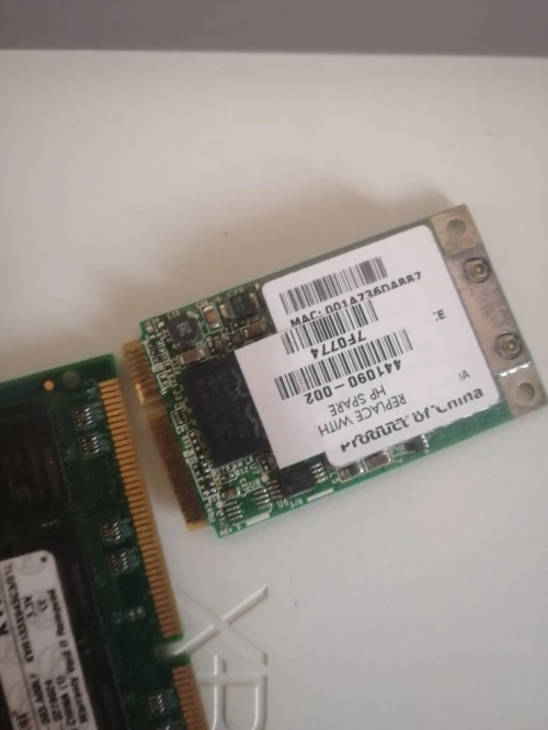 DDR 1 . DDR 2 . Carte wifi 