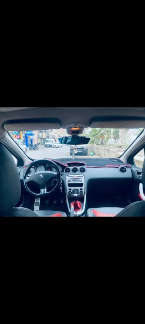 Peugeot 308 2012 