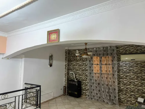 Location vacances Appartement Niveau de villa F2 Alger Alger centre