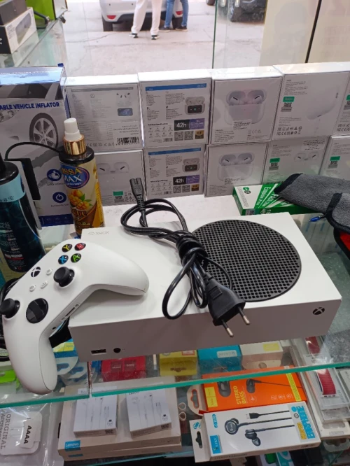 Xbox series s en très bon état