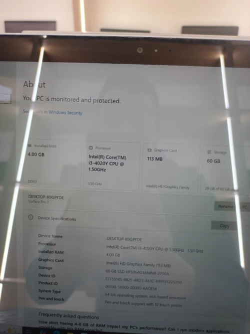 Tablette Microsoft  Surface i3 4/64 Microsoft Surface i3 4/64 état comme neuf