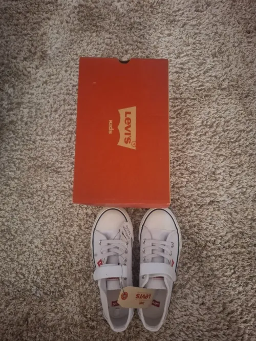 Baskets LEVIS 