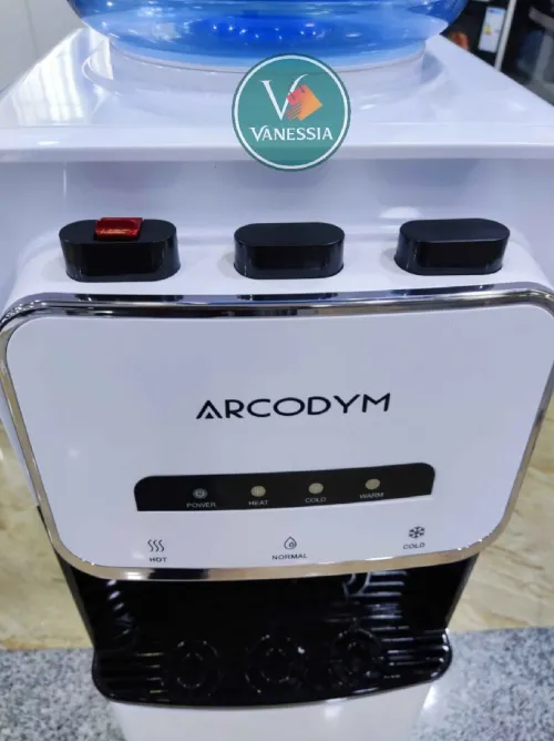 Fontaine Marque Arcodym Couleur Blanche Avec La Bouteille