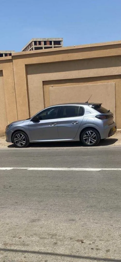 Peugeot 208 2022 Allure