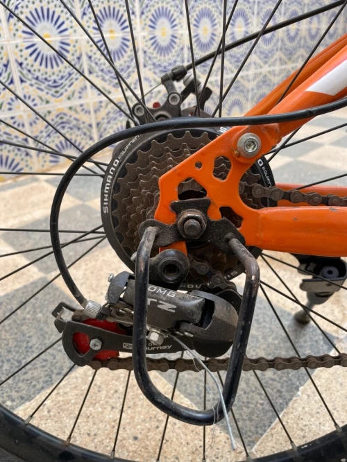 Vélo SUPER BAROS 2025