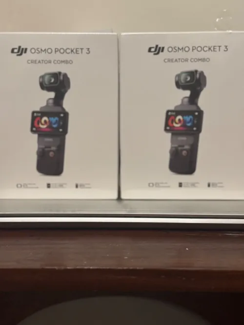 DJI Osmo Pocket 3 Creator Combo Neufs, jamais utilisés (Scellés)