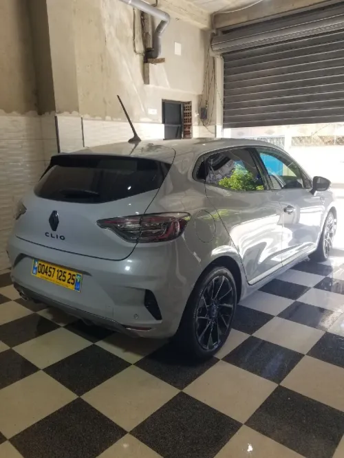 Renault Clio 2025 Alpin