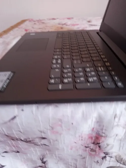 PC LENOVO 17 Pouces NEUF 