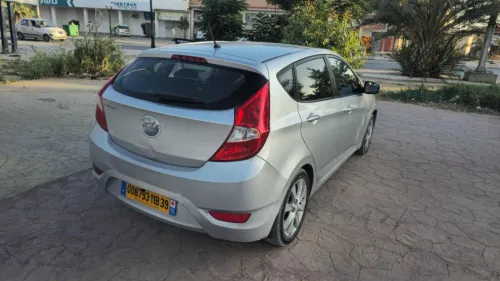 Hyundai Accent RB  4 portes 2018 GL DZ