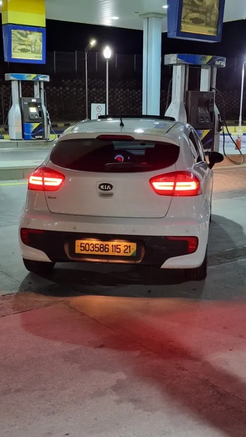 Kia Rio 5 portes 2015 Funny Facelift 