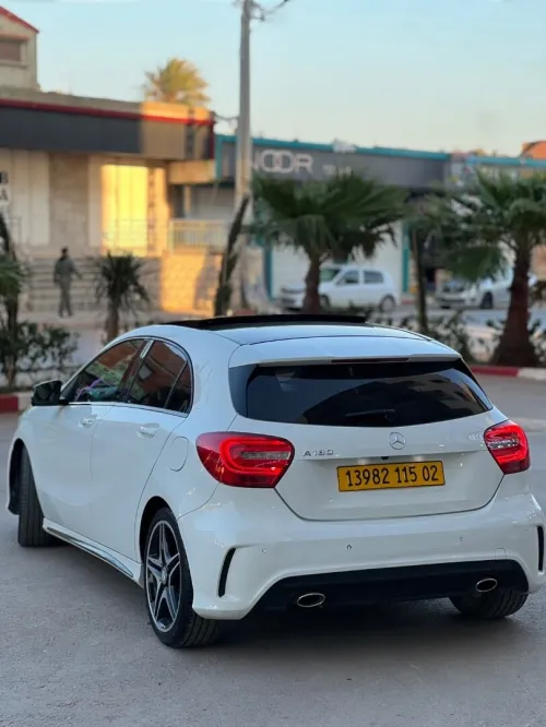 Mercedes Classe A 2015 180  Exclusif +