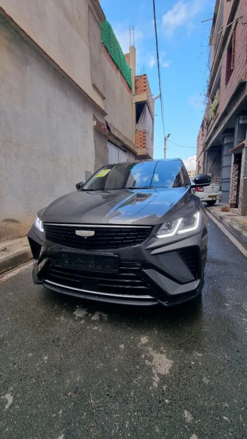 Geely Coolray 2025 