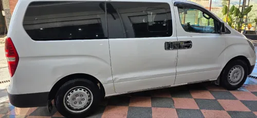Hyundai H1 2013