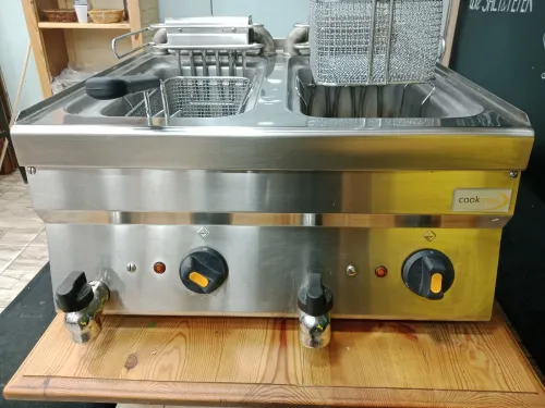 Friteuse Cook max et paninieuse potis 