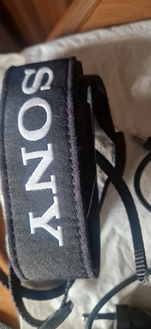 Sony Alpha 7 iii neuve/Sigma ART  DG GN II 24/70mm f2.8 / Carte Mémoire 128 Gb / 2*Batterie Original