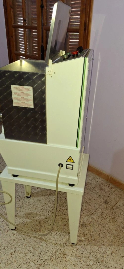 Machine à pâtes pour Rachta