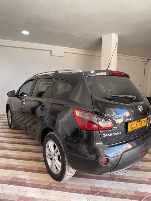 Nissan Qashqai 2011 +2 Tekna