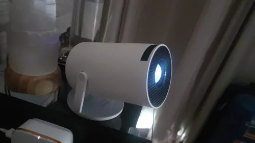 Hy300 Magcubic Projector 