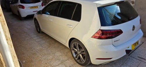Volkswagen Golf 7 2018 Carat