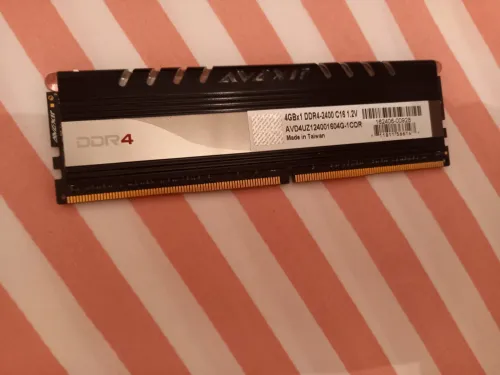 avexir ddr4 4gb 2400mhz