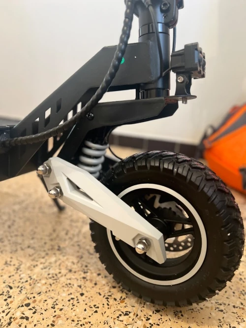 Trotinette T10 OOTD