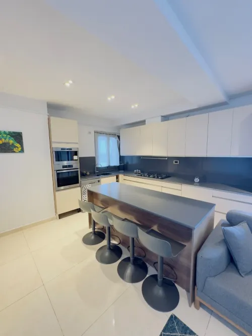 Location Appartement F3 Alger Hydra
