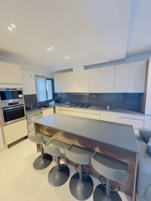 Location Appartement F3 Alger Hydra