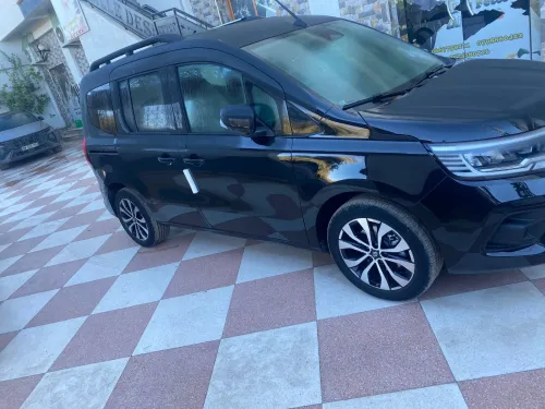 Renault Kangoo 2025 Techno