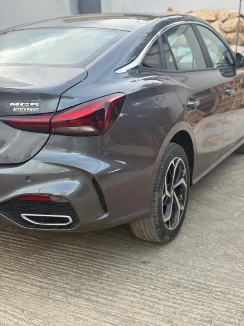 MG 5 2025 300tGi