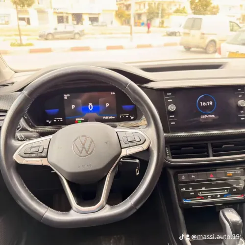 Volkswagen T-cross 2022 Life