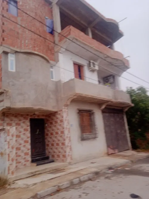 Vente Appartement Niveau de villa F4 Guelma Ain hessania
