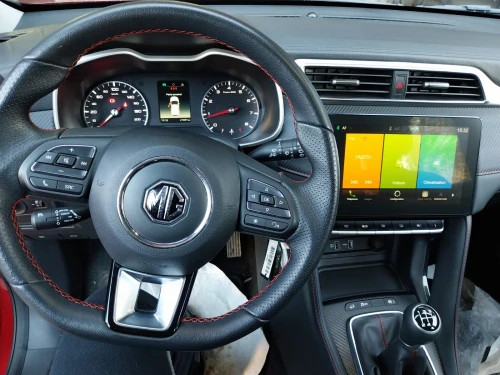 MG ZS 2023 