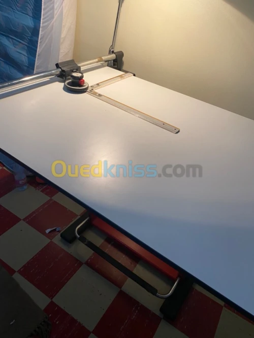 Table a dessin
