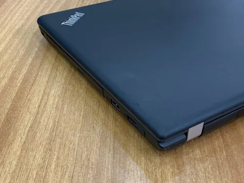 LENOVO THINKPAD E560 / I5 6EME / 8G / 256 SSD /15.6 FHD