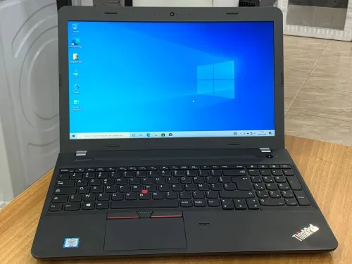 LENOVO THINKPAD E560 / I5 6EME / 8G / 256 SSD /15.6 FHD