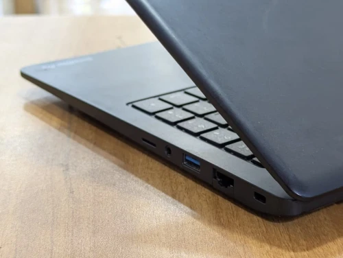 TOSHIBA DYNABOOK / INTEL I5 10 EME / 8G /256 SSD / 15.6 FHD SERIE PRO
