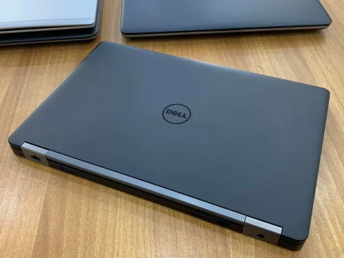 DELL LATITUDE 5580 / I5 7 EME / 8G / 256 SSD /15.6 FHD