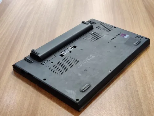 LENOVO THINKPAD X270 / I5 6EME / 8G / 256 SSD /12.5 +CARTABLE